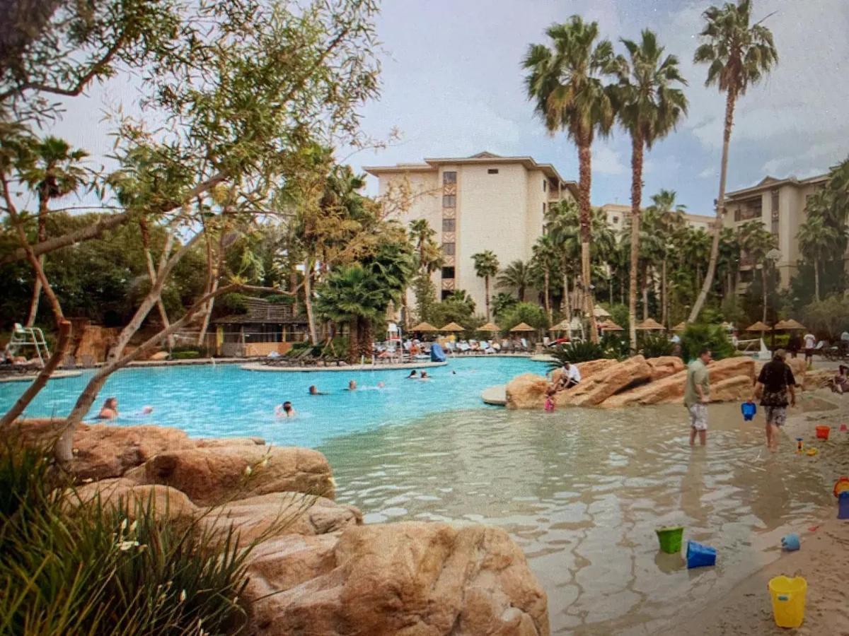 Tahiti Village Resort & Spa Las Vegas Dış mekan fotoğraf